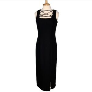 Betsy’s Things Black Sleeveless Maxi Slim Fut Strappy Chest Dress M